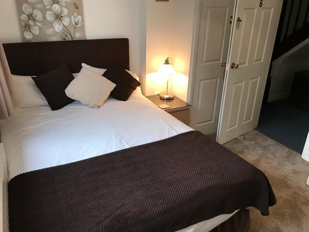 Applegarth Guest House 스트렛포드-어폰-에이본 외부 사진